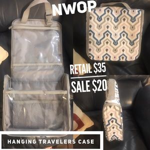 Hanging Travelers Case -Ikat Waves New W/O package